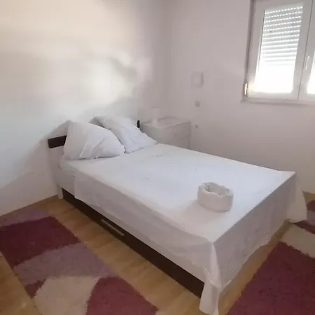 Tea Apartment